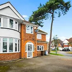 Modern 18 Guest Large Home In Solihull - Near Nec, Jlr, Hs2 And Bhx
